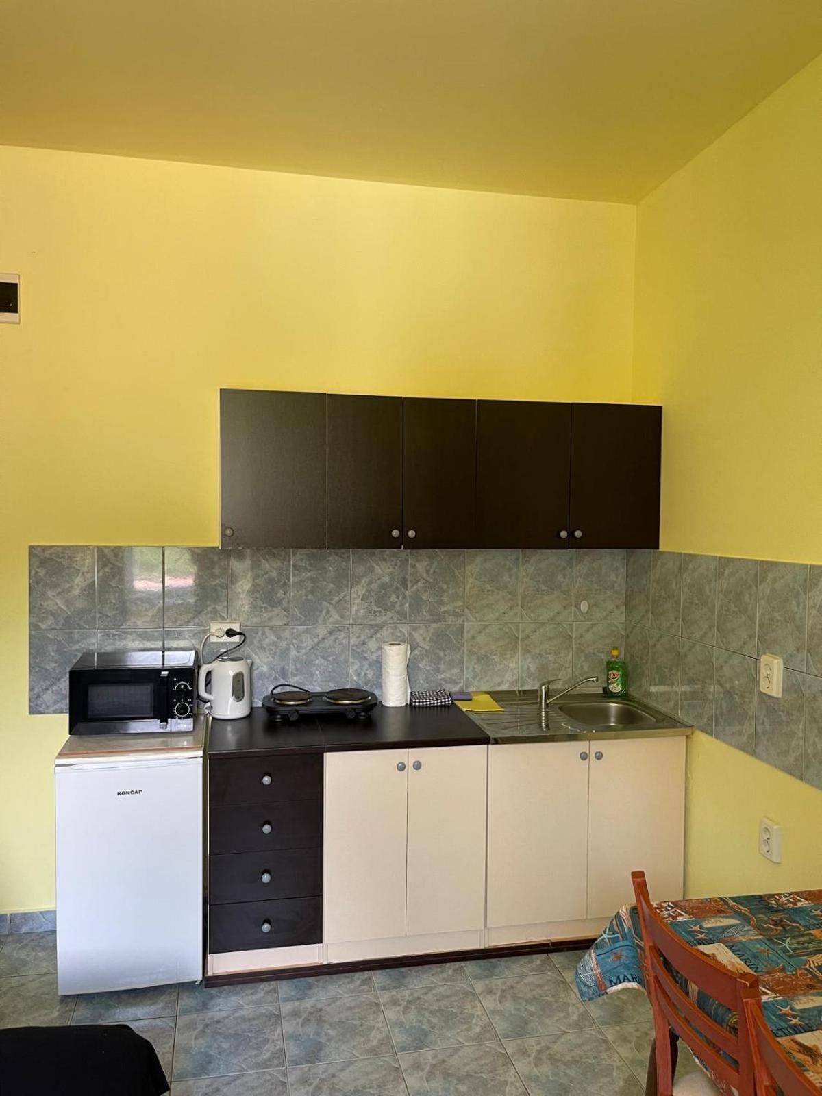 Dejan Apartment 3-City Centar Near Arena With Free Parking Pula Exterior photo