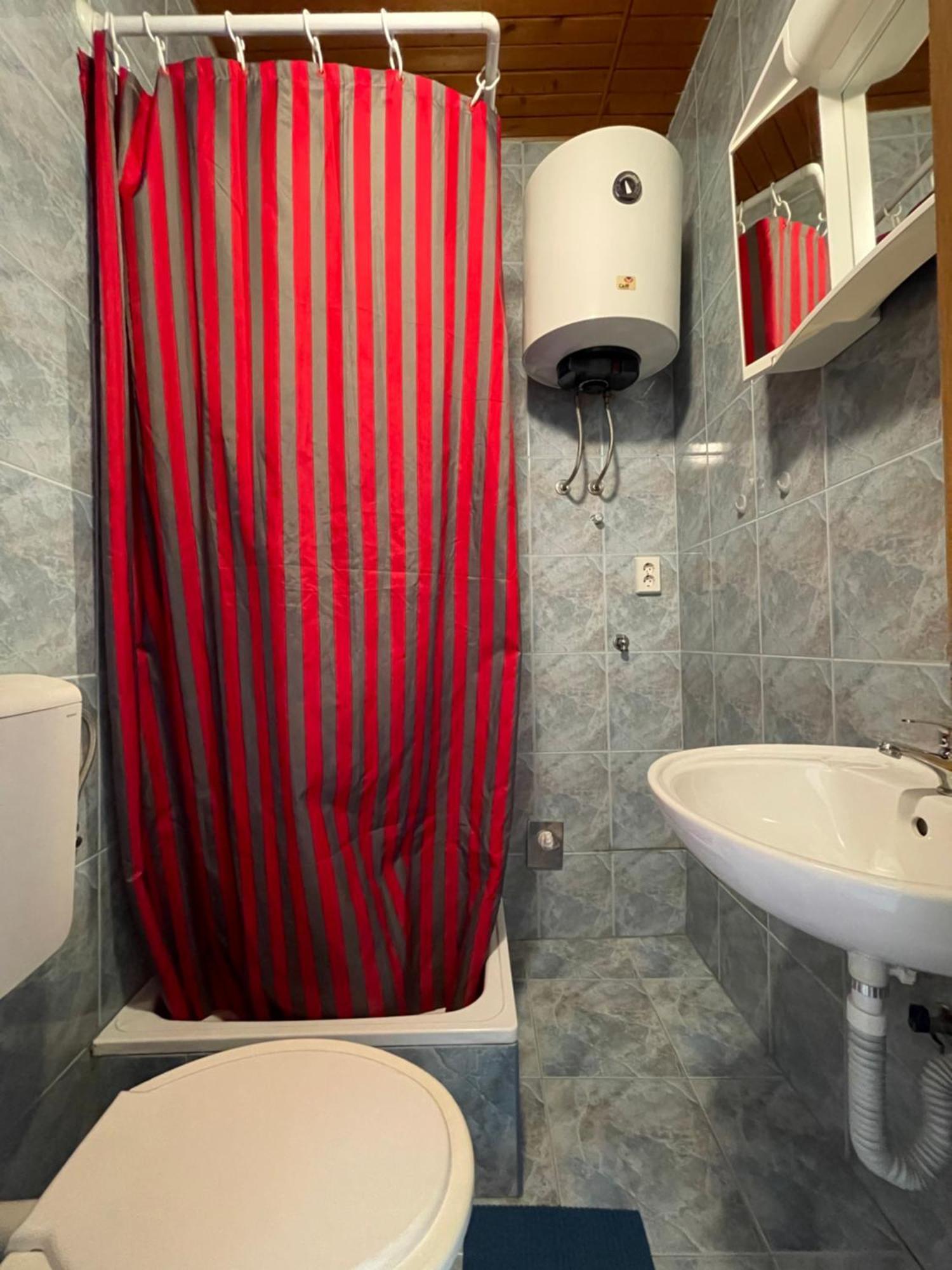 Dejan Apartment 3-City Centar Near Arena With Free Parking Pula Exterior photo