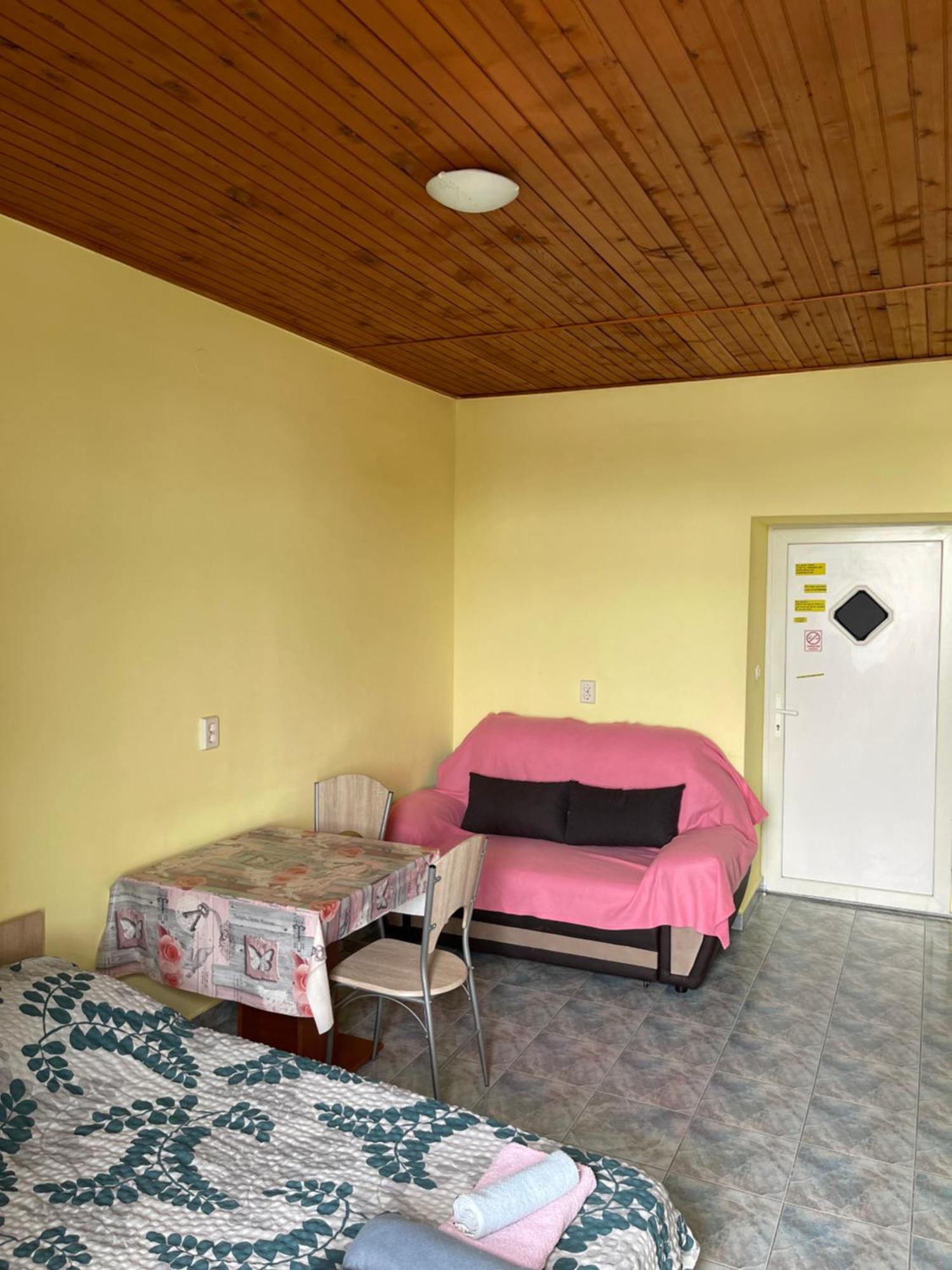 Dejan Apartment 3-City Centar Near Arena With Free Parking Pula Exterior photo
